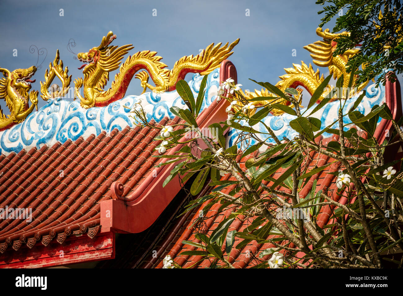 Roof detail, Chinese building, Bang Kung Camp, Samut Songkhram, Thailand. Stock Photo