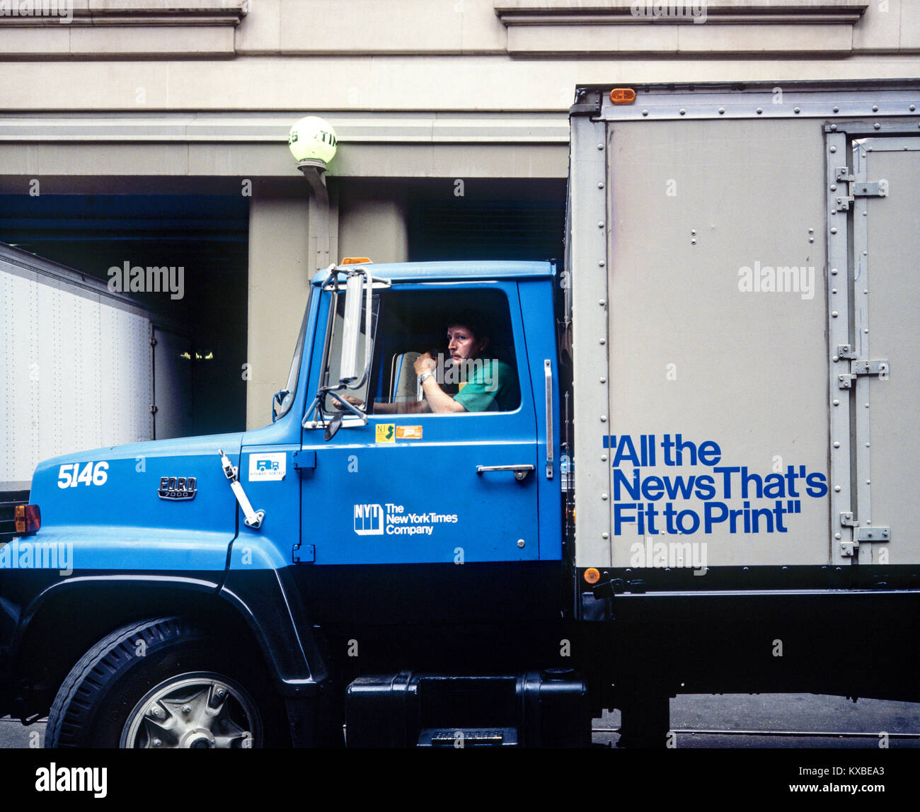 New York 1980s, The New York Times newspaper delivery truck driver waiting, 229 West 43rd street, Manhattan, New York City, NY, NYC, USA, Stock Photo