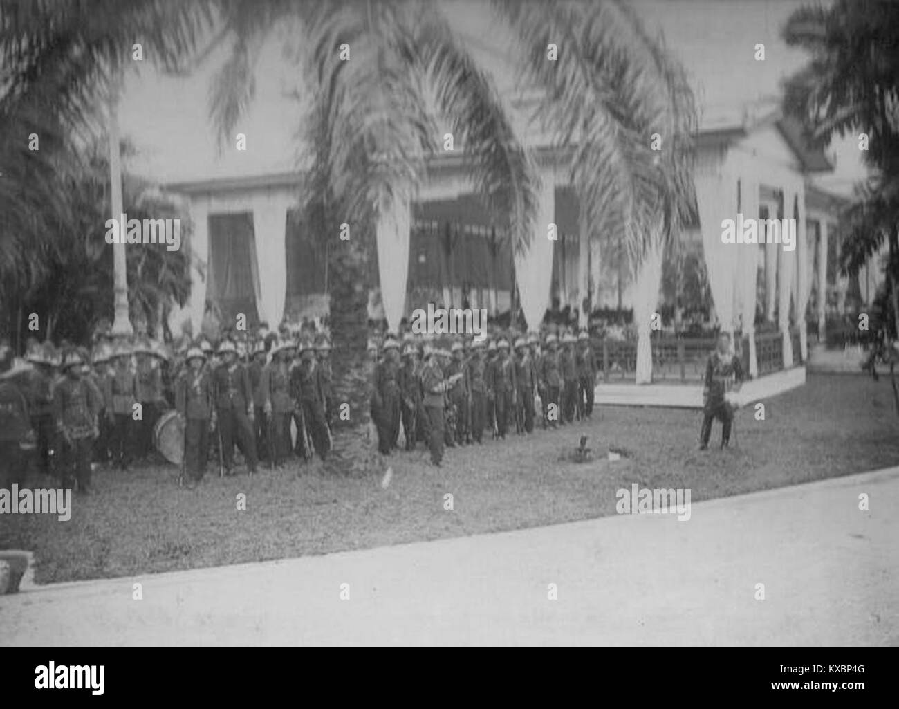 1st Infantry Regiment, King's Own Bodyguard in the Parutsakawan Palace Stock Photo