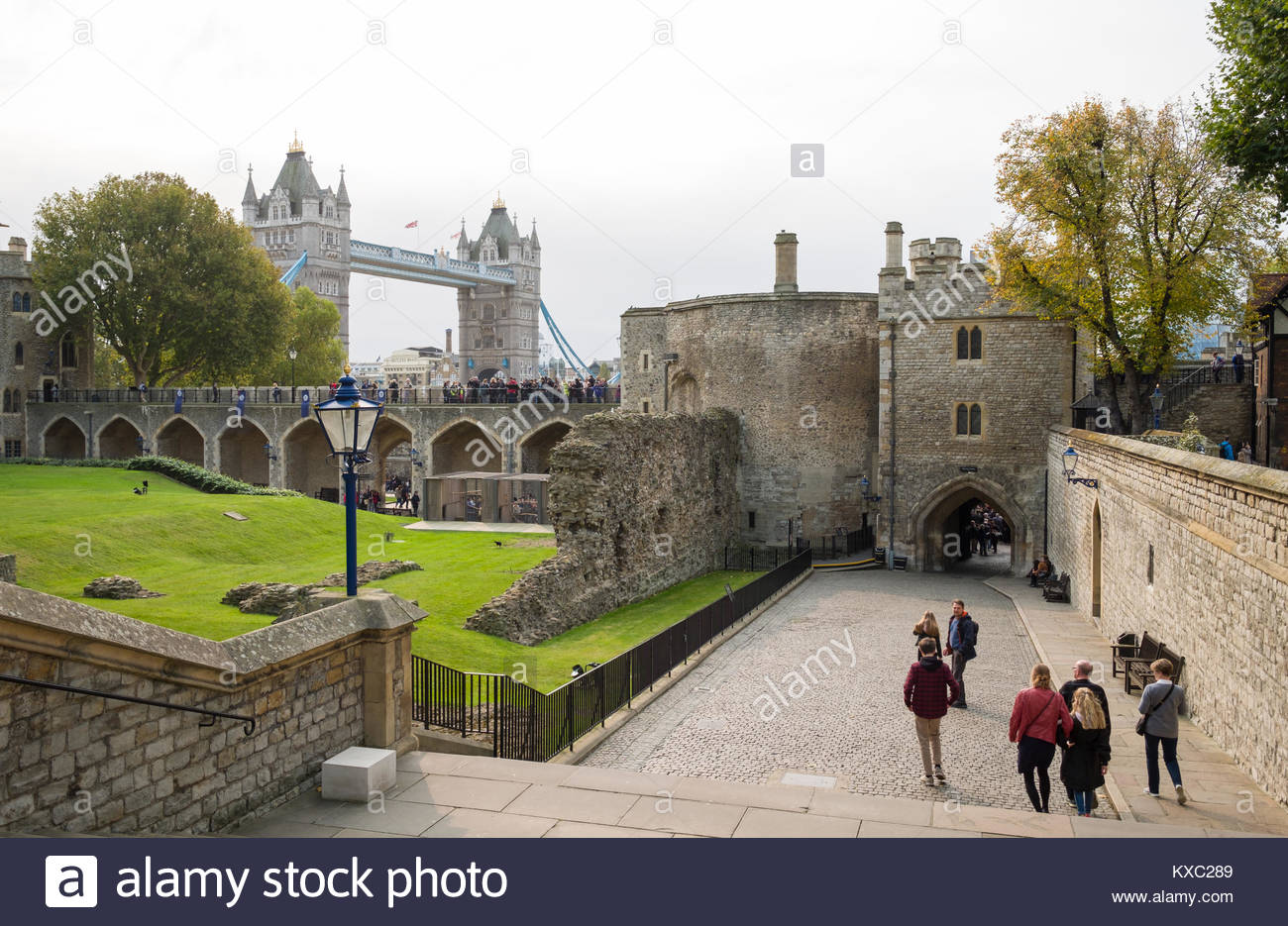 London Attractions: Bloody tower London Attractions: Bloody tower