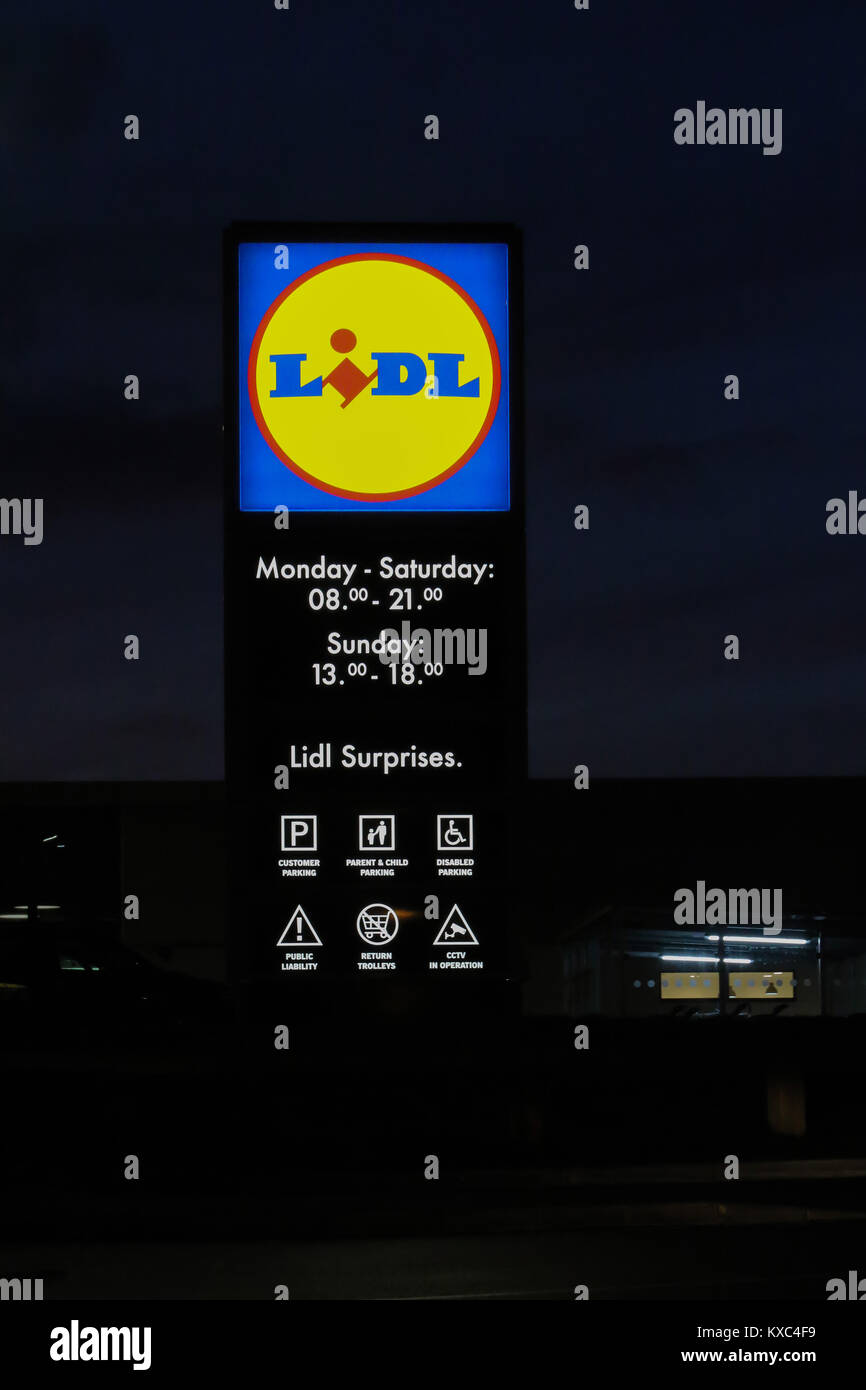 Lidl sign at Lidl Supermarket Stock Photo