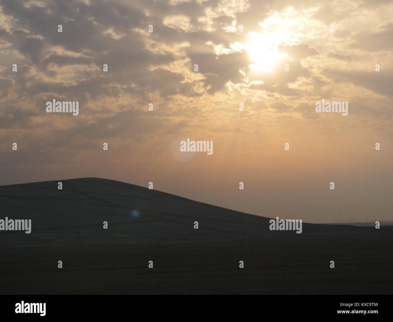 Beautiful sunrise in the desert of Saudi Arabia Stock Photo - Alamy