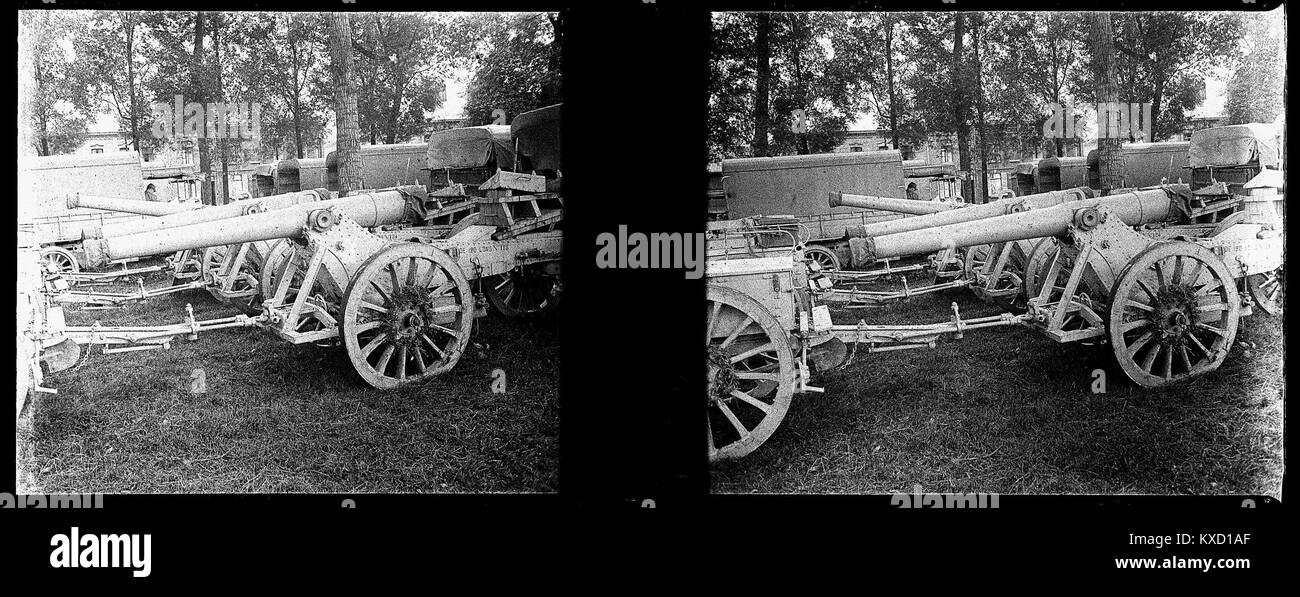 120 gun hi-res stock photography and images - Alamy