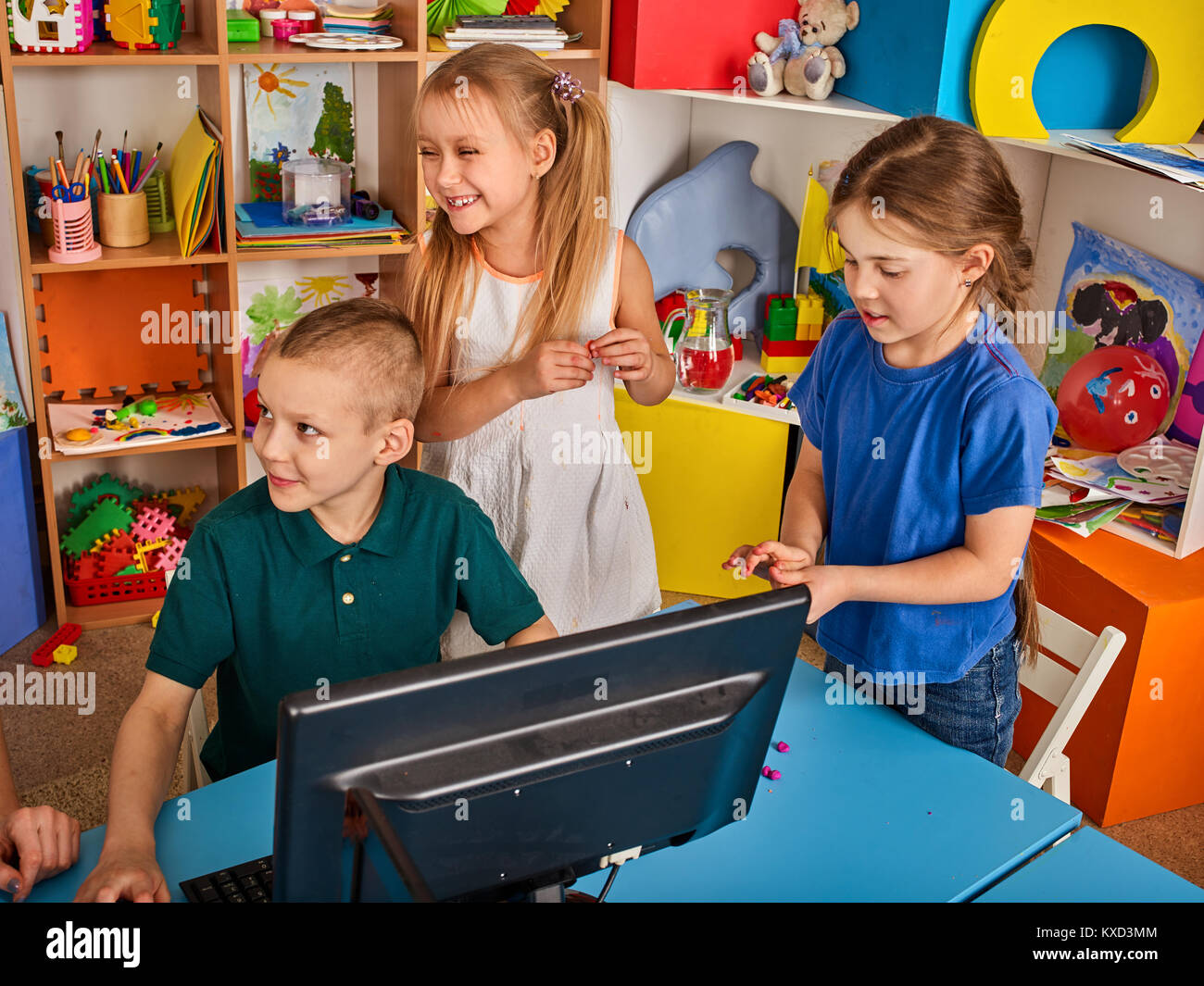 Children computer class us for education and video game Stock Photo - Alamy