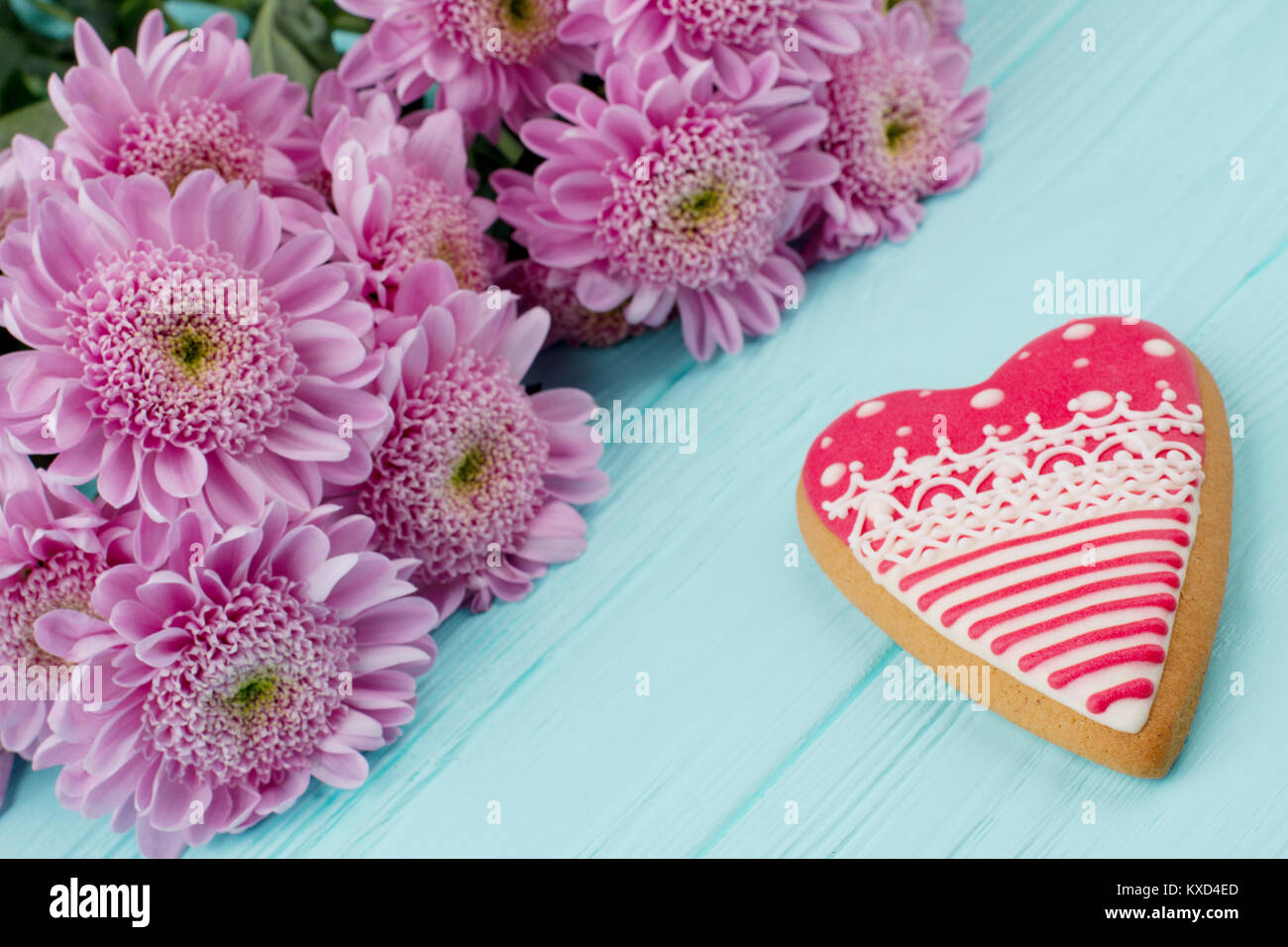 Chrysanthemum cake hires stock photography and images Alamy