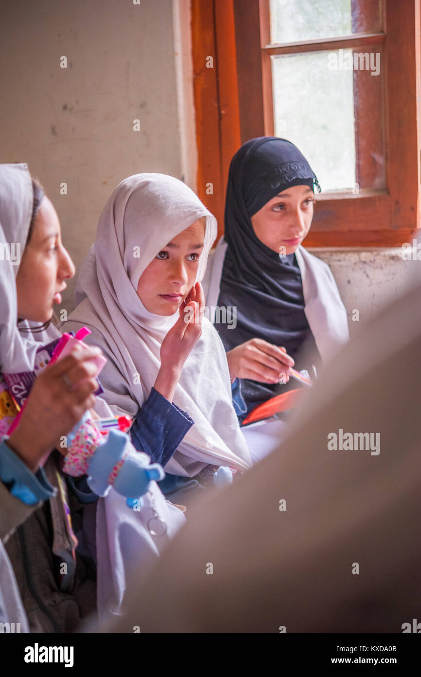 Misbehave school children hi-res stock photography and images - Alamy