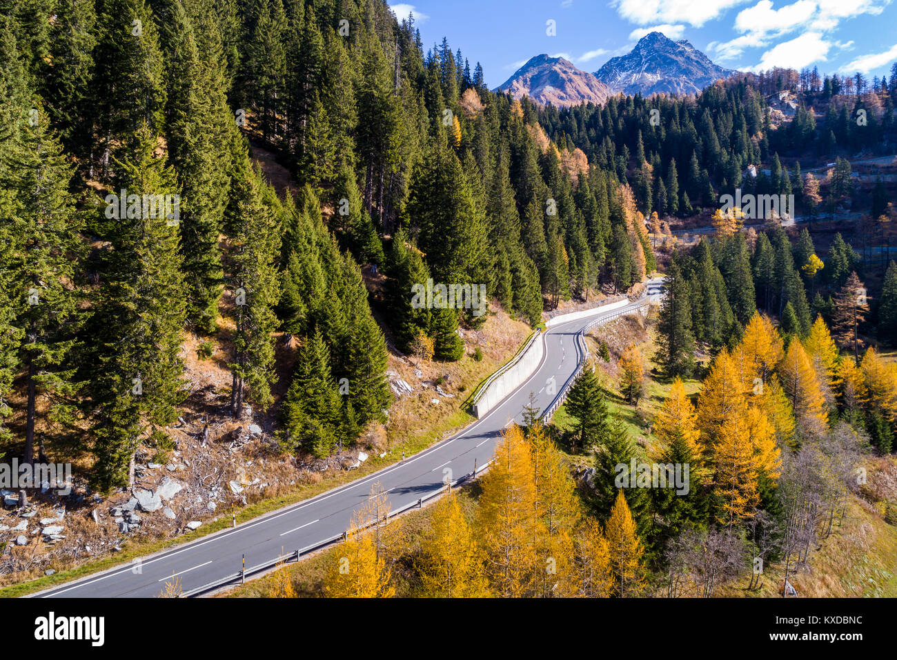 Pass road in autumn, Maloja pass, Canton Graubünden, Switzerland Stock Photo
