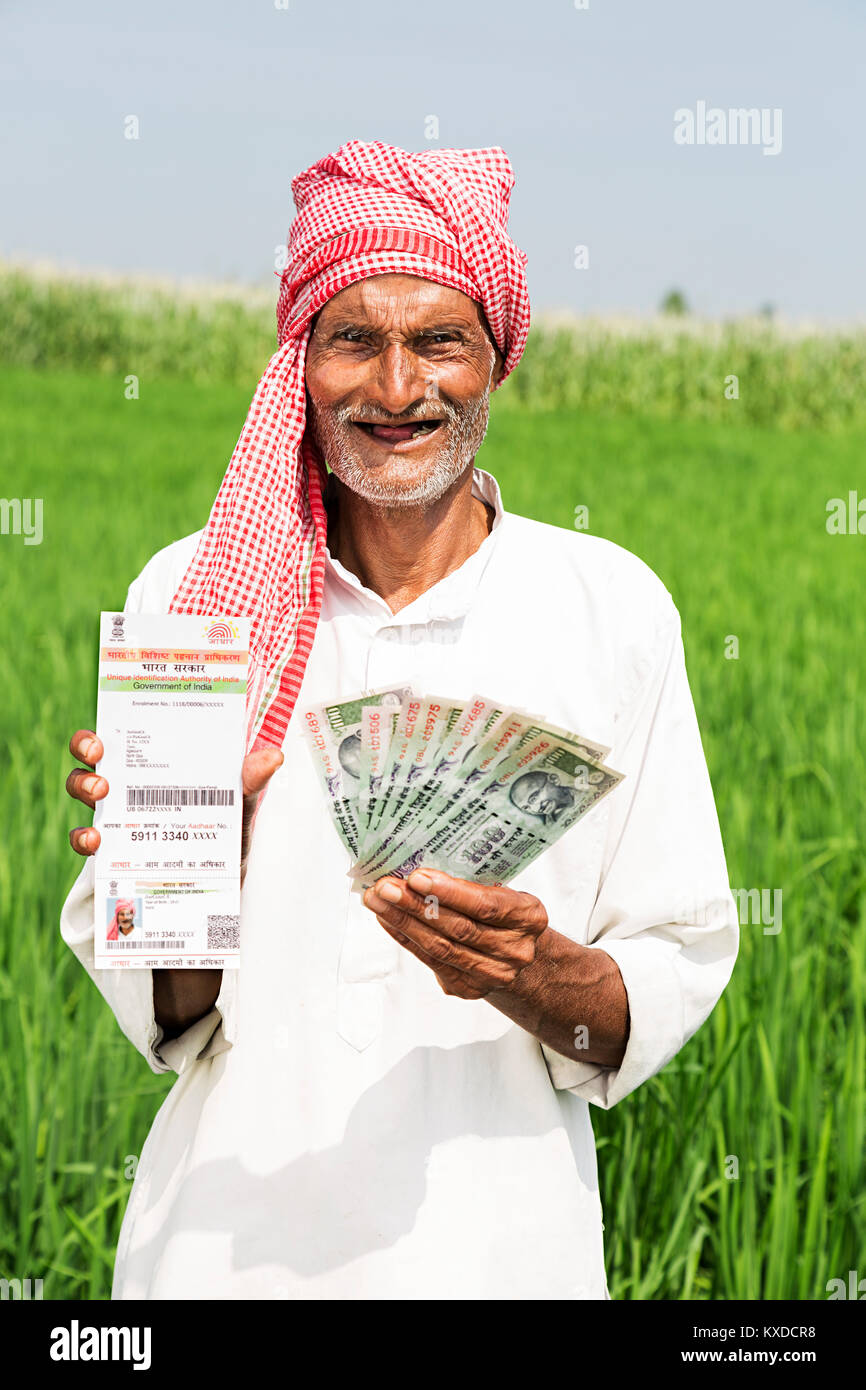 1 Indian Farmer Man Showing dhaar Card And Money Farm Stock Photo Alamy