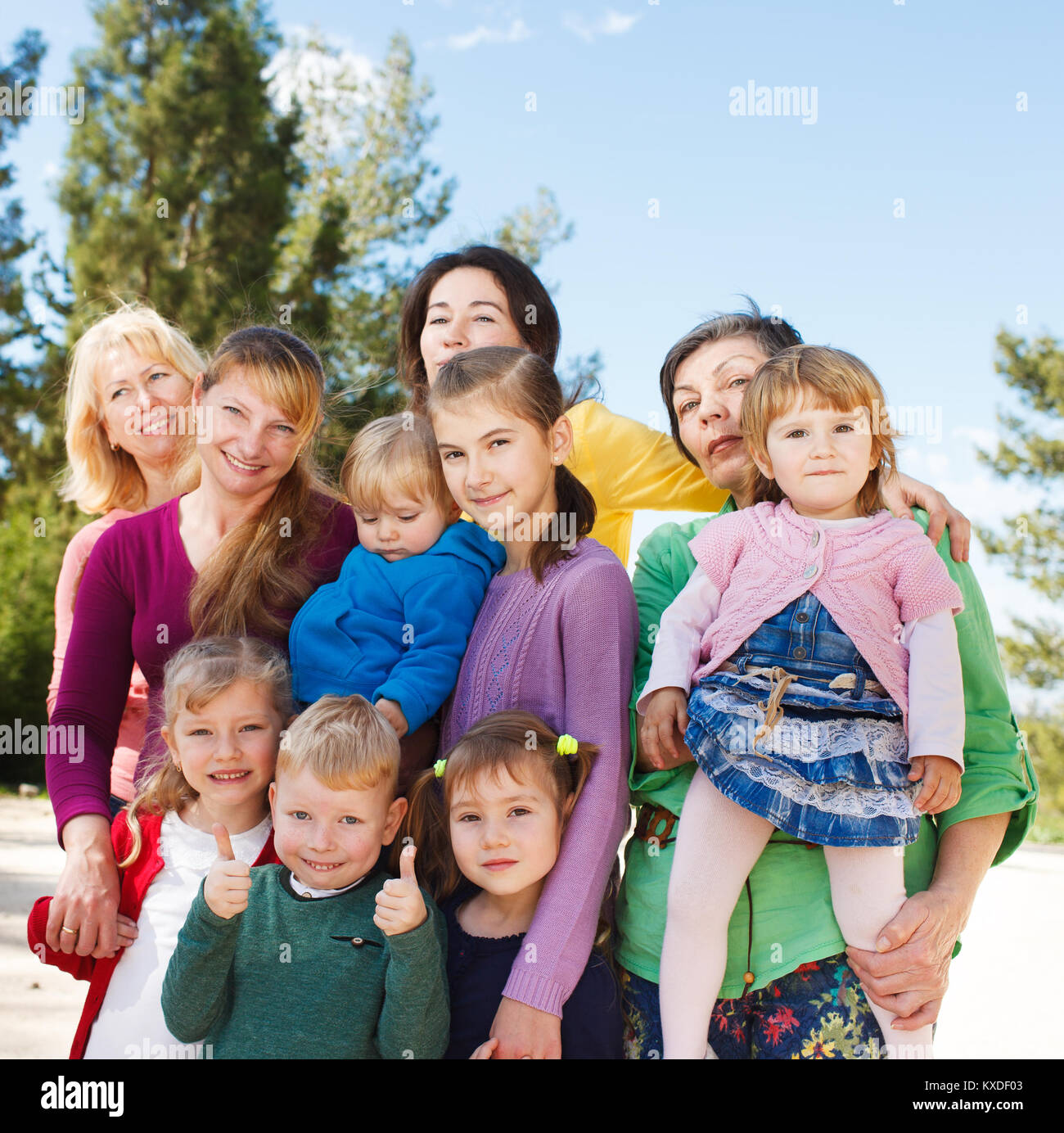 Thumbs up group hi-res stock photography and images - Alamy