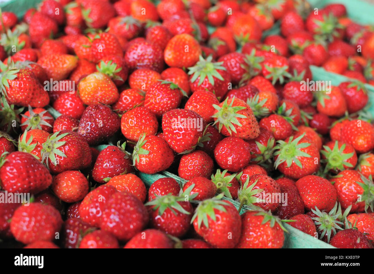 Fruit juice cartons hi-res stock photography and images - Alamy