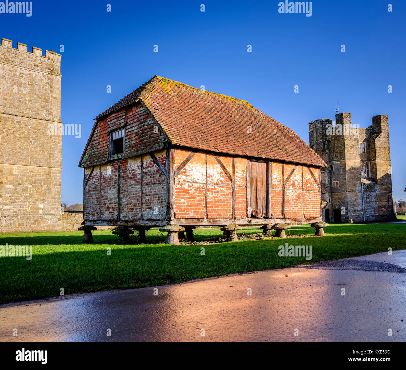 C17 timber-framed granary (listed grade II) - The grain store at Cowdray ruins in Midhurst, West Sussex, UK Stock Photo