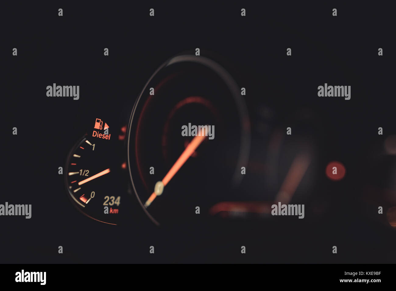 Electronic fuel gauge hires stock photography and images Alamy