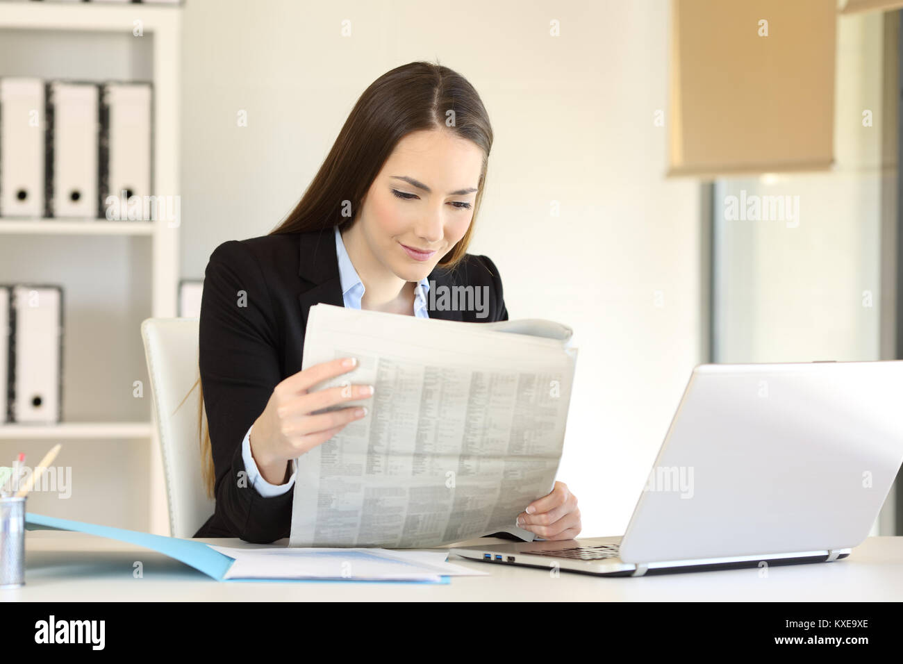 Daily worker newspaper hires stock photography and images Alamy