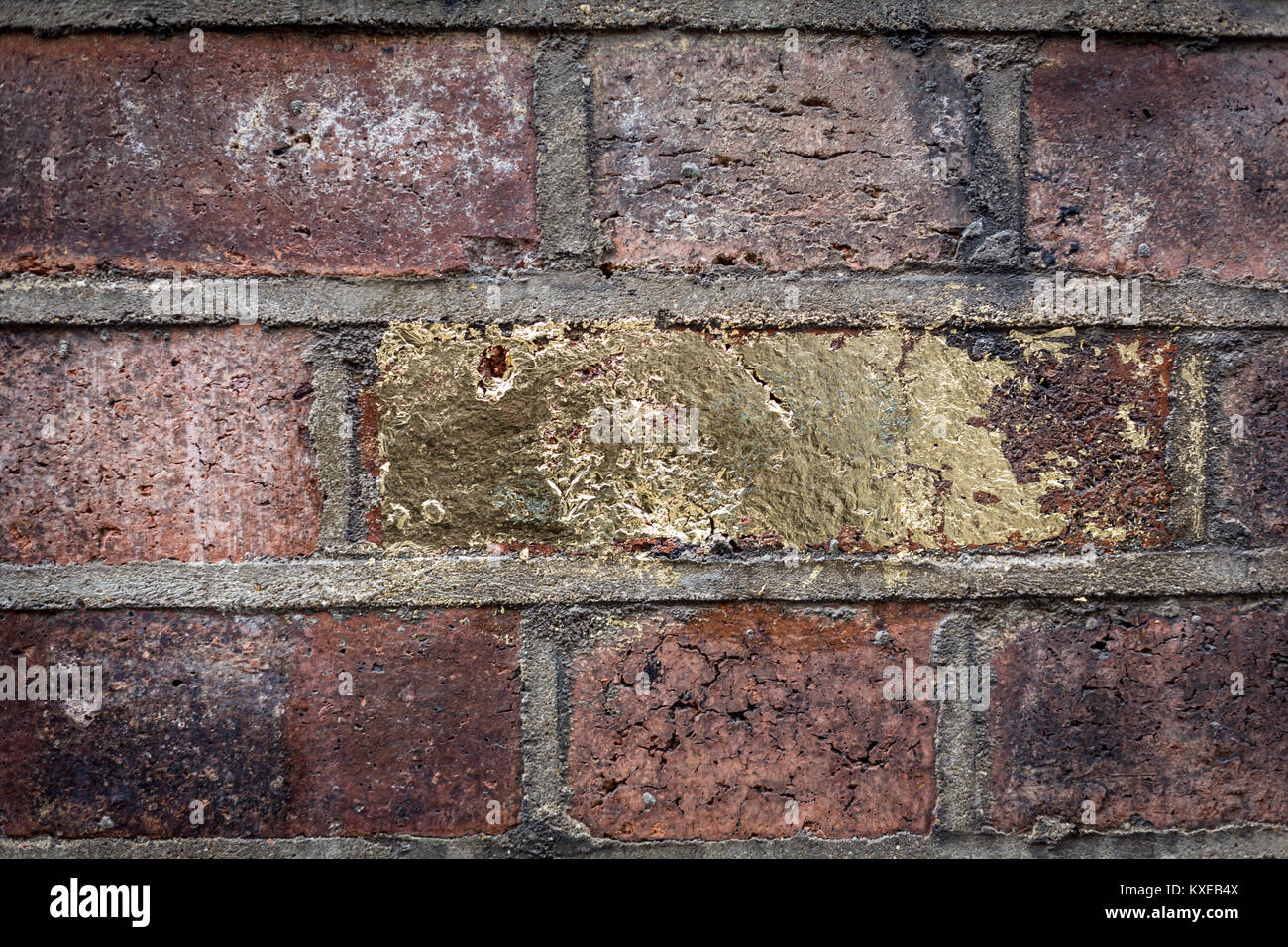 Gold brick wall hires stock photography and images Alamy