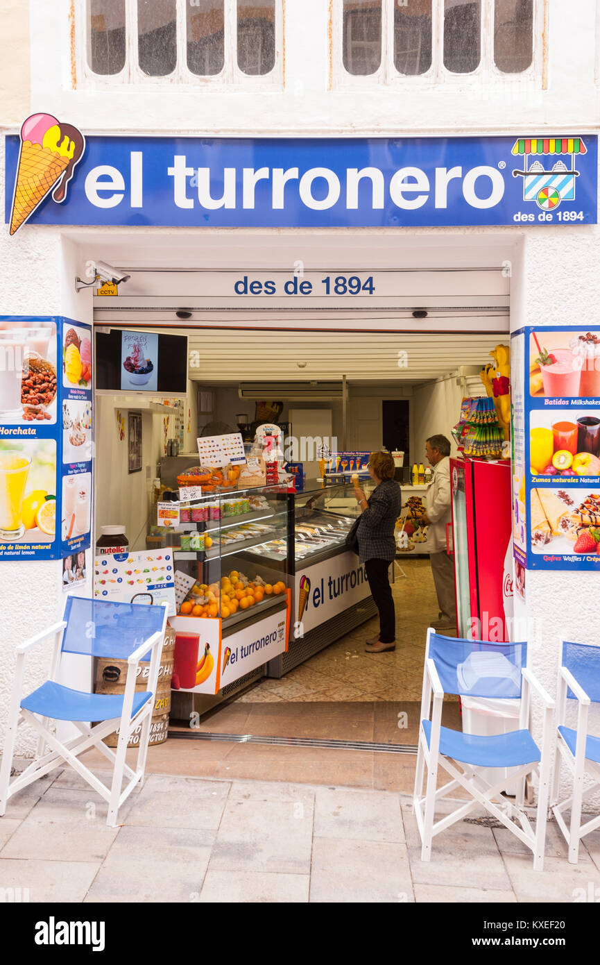 Buying ice cream in spain hires stock photography and images Alamy