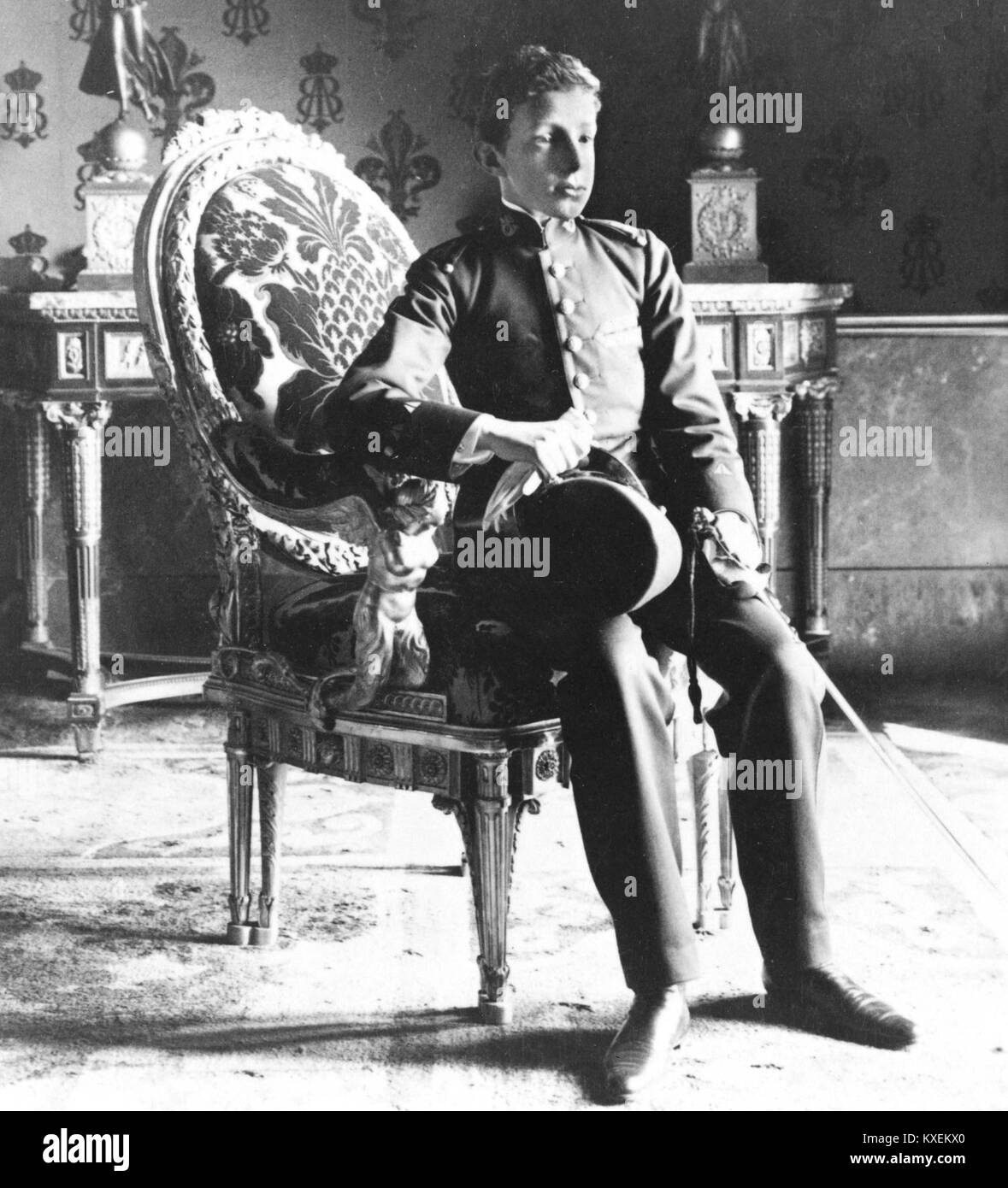 Alfonso xiii de espana Black and White Stock Photos & Images - Alamy