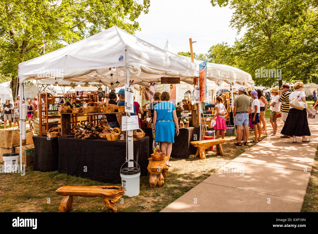 Guilford art center craft expo hires stock photography and images Alamy