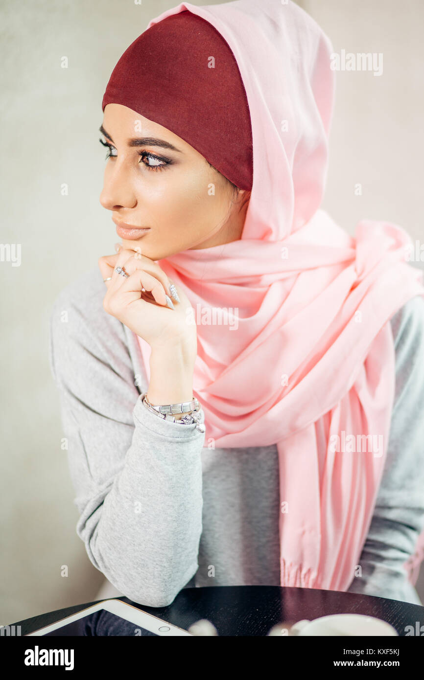 Portrait of a beautiful Arabian Woman wearing Hijab, Muslim Woman ...
