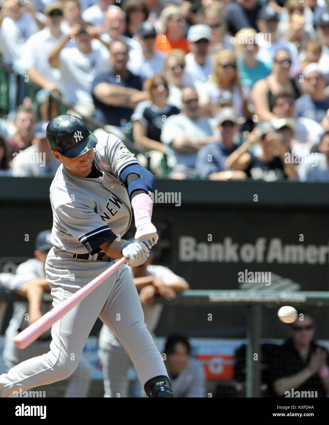 Baltimore, MD - May 10, 2009 -- New York Yankees shortstop Derek Jeter (2) flies out in the first inning against the Baltimore Orioles at Oriole Park at Camden Yards in Baltimore, MD on Sunday, May 10, 2009..Credit: Ron Sachs / CNP./MediaPunch (RESTRICTION: NO New York or New Jersey Newspapers or newspapers within a 75 mile radius of New York City) Stock Photo