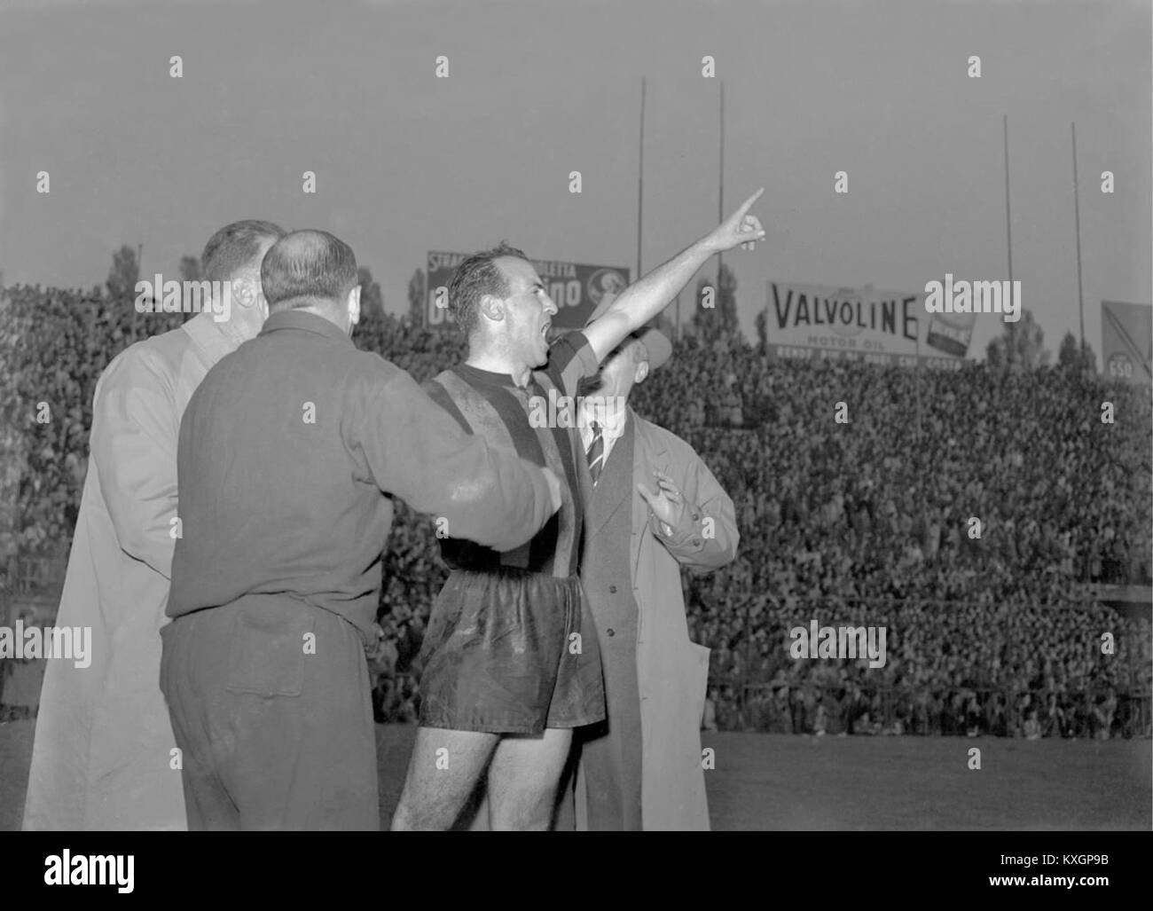 1949–50 Serie A - Inter Milan vs AC Milan - Amedeo Amadei Stock Photo