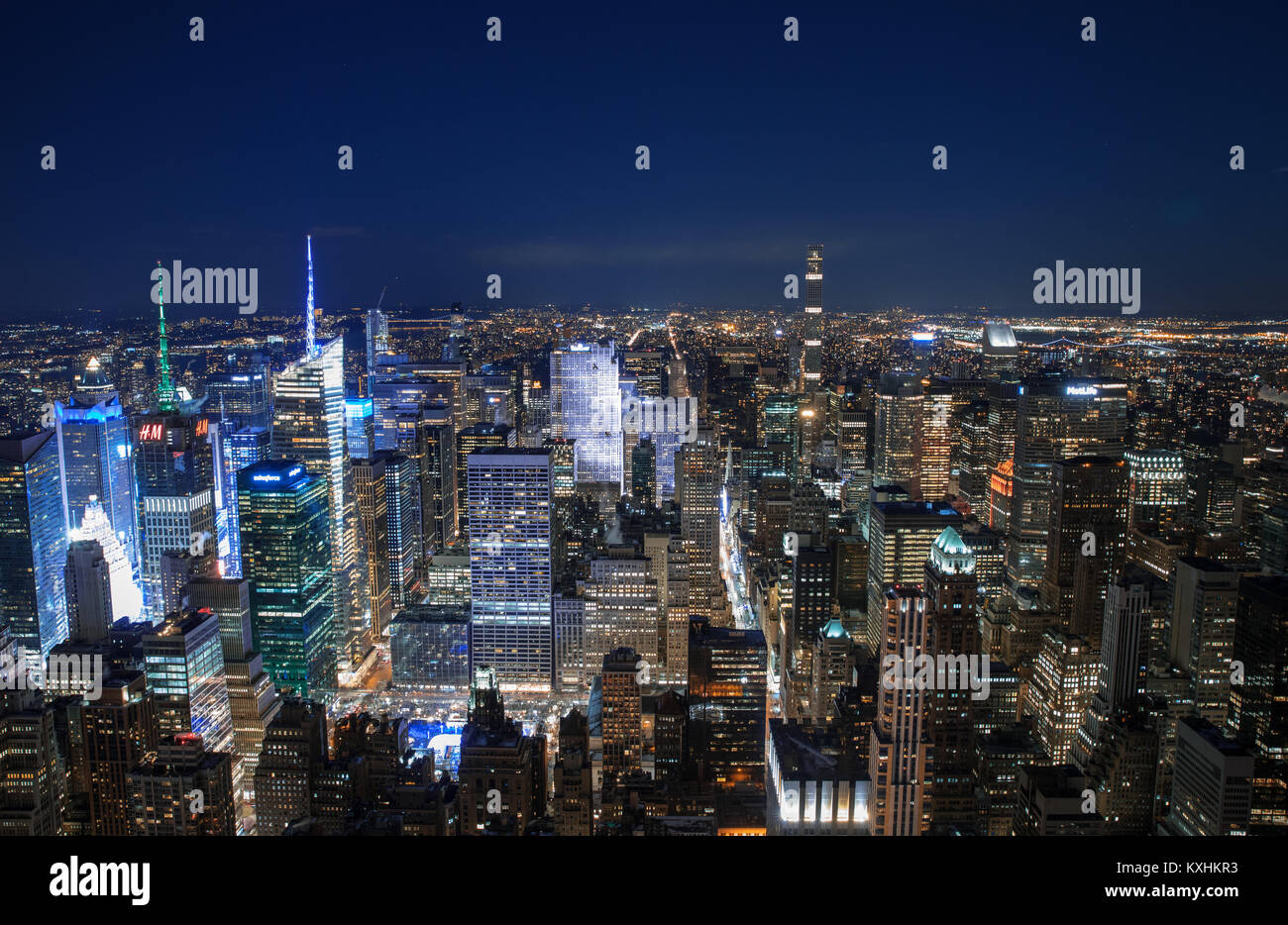 New York City Skyline Aerial Panorama View At Night With Empire State Building Times Square And Skyscrapers Of Midtown Manhattan Stock Photo Alamy New York City Skyline Aerial Panorama View At Night With Empire State Building Times Square And Skyscrapers Of Midtown Manhattan Stock Photo Alamy