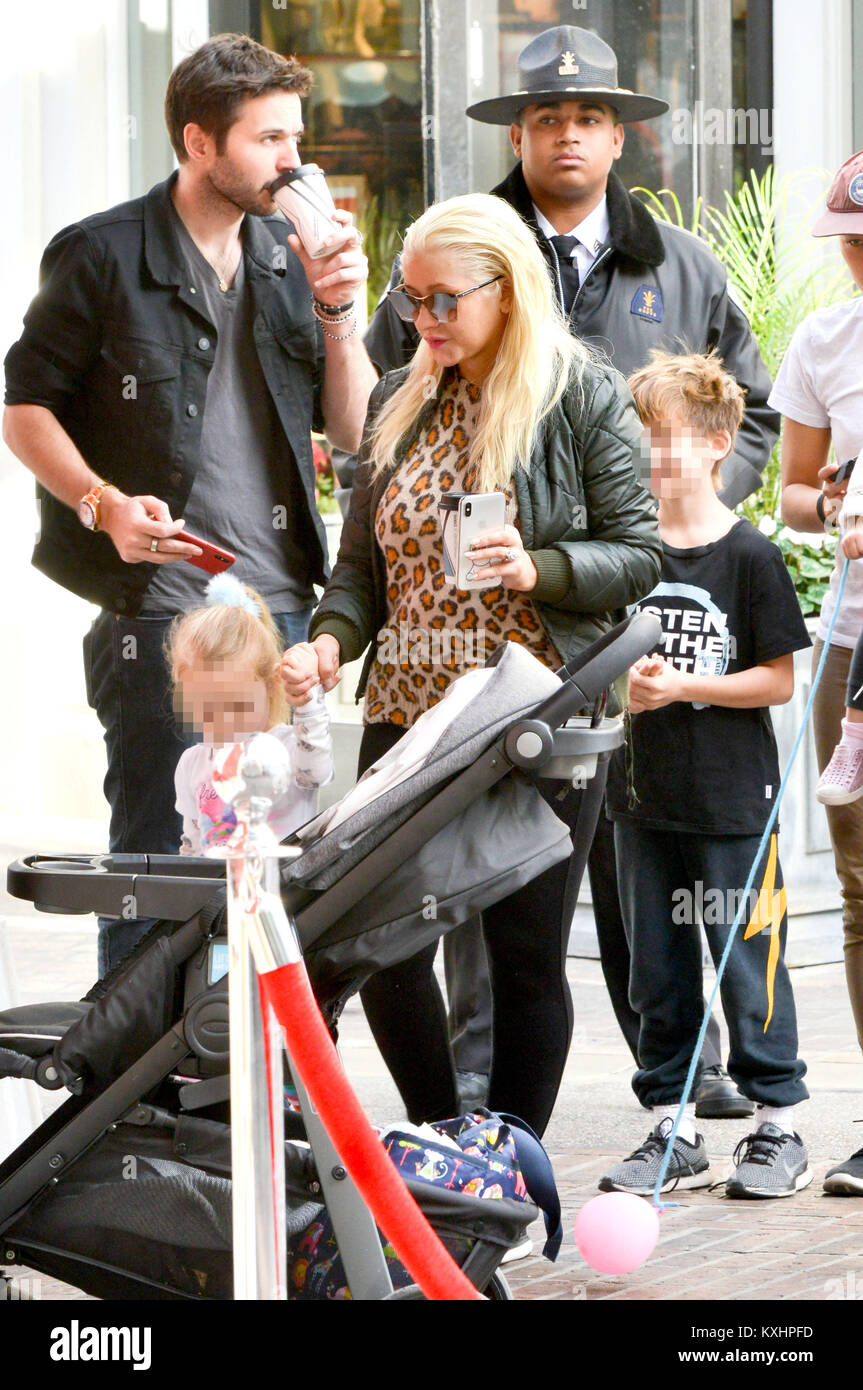 Christina Aguilera Taking Her Children To Meet Santa At The Grove In Los Angeles California Featuring