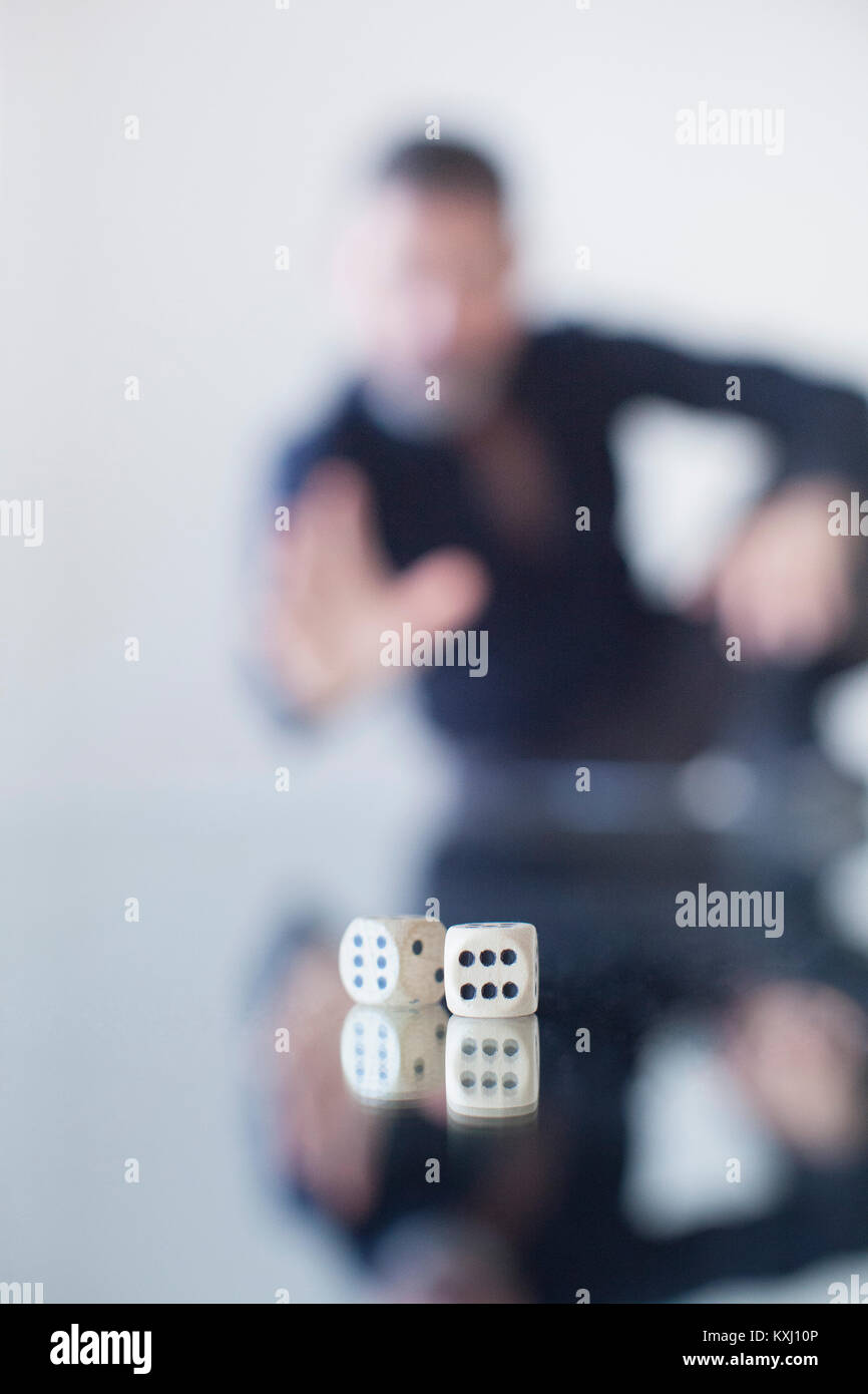 Rolling dice hires stock photography and images Alamy