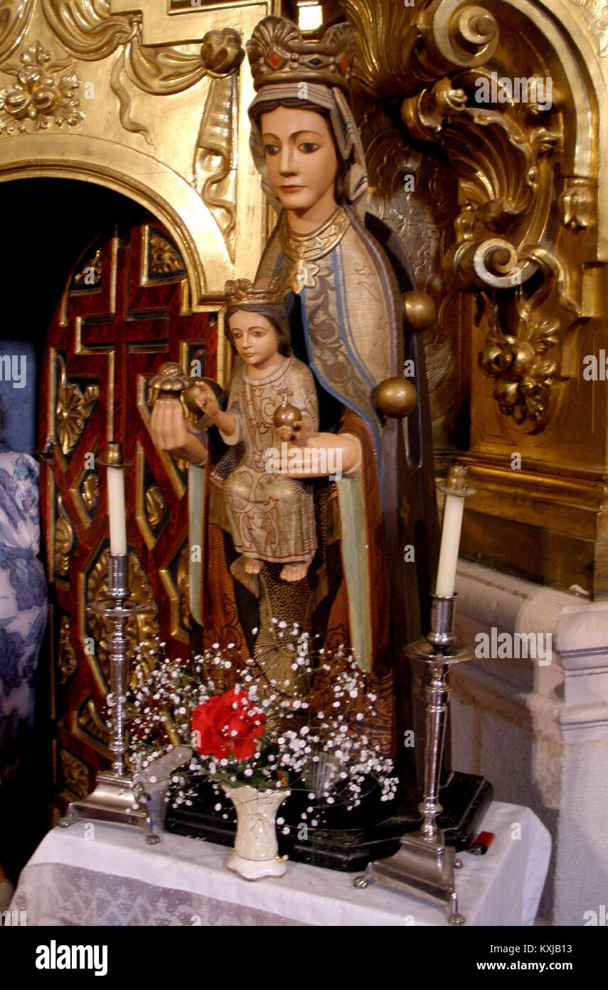 Antoñana Iglesia de San Vicente Martir 10 Stock Photo Alamy