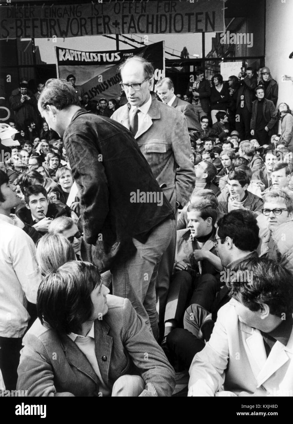 University of frankfurt Black and White Stock Photos & Images - Alamy