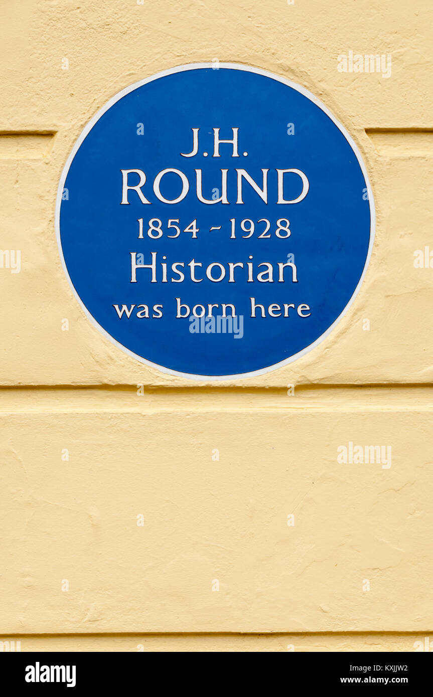 Blue plaque commemorating the historian J H Round in Brighton Stock Photo