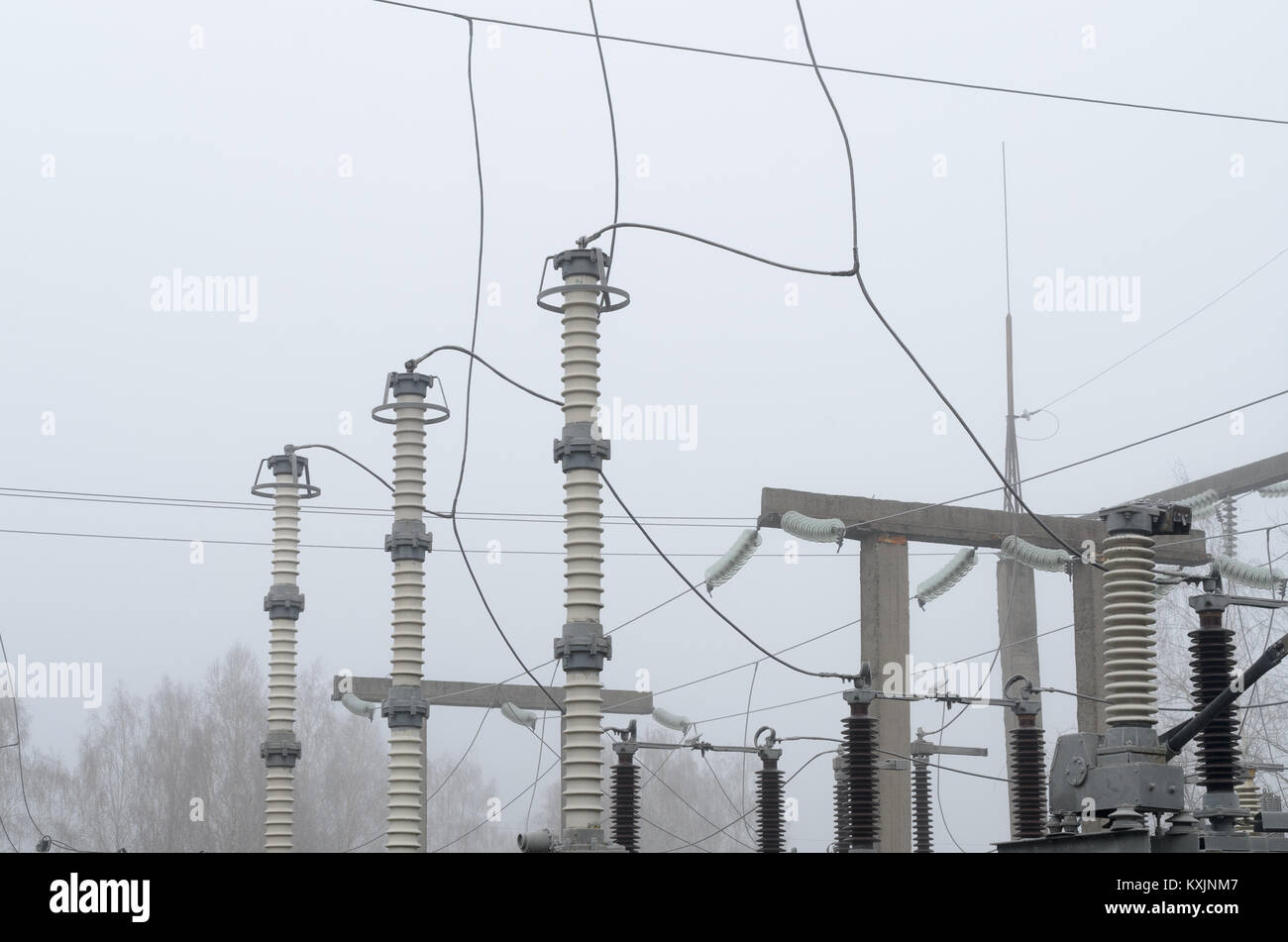 Electrical substation of high voltage with elements of insulating ...