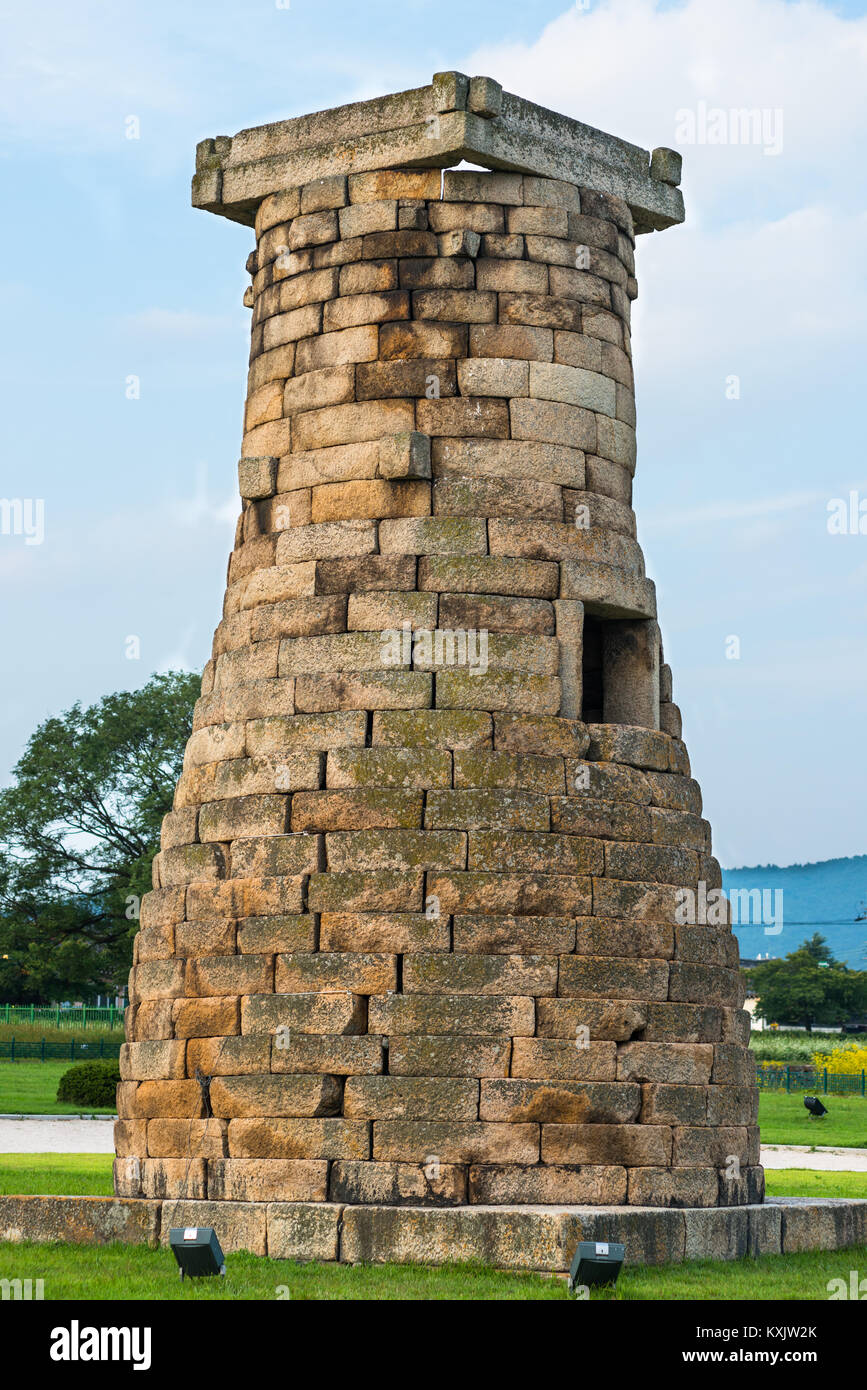 Cheomseongdae Astronomical Observation Tower, Royal Tombs burial mounds, Tumuli park, UNESCO