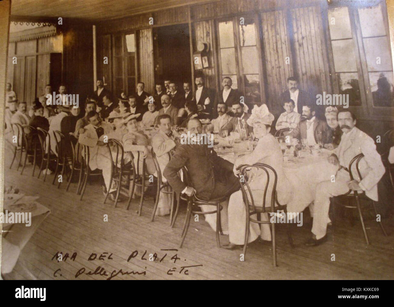 Archivo General de la Nación Argentina 1890 Mar del Plata, Presidente Carlos Pellegrini en un almuerzo Stock Photo