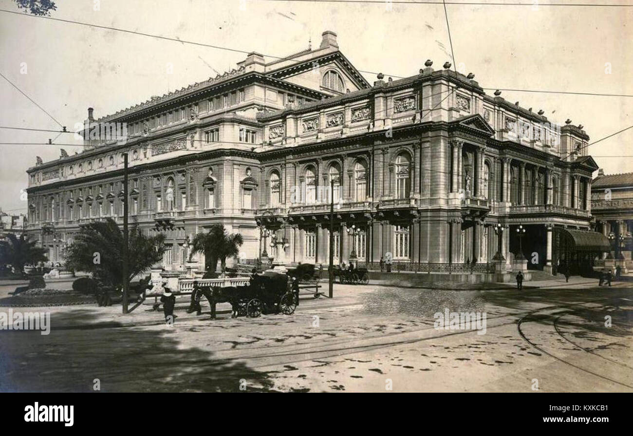 149 Archivo General de la Nación Argentina 1890 Buenos Aires, carro  irrigante Stock Photo - Alamy