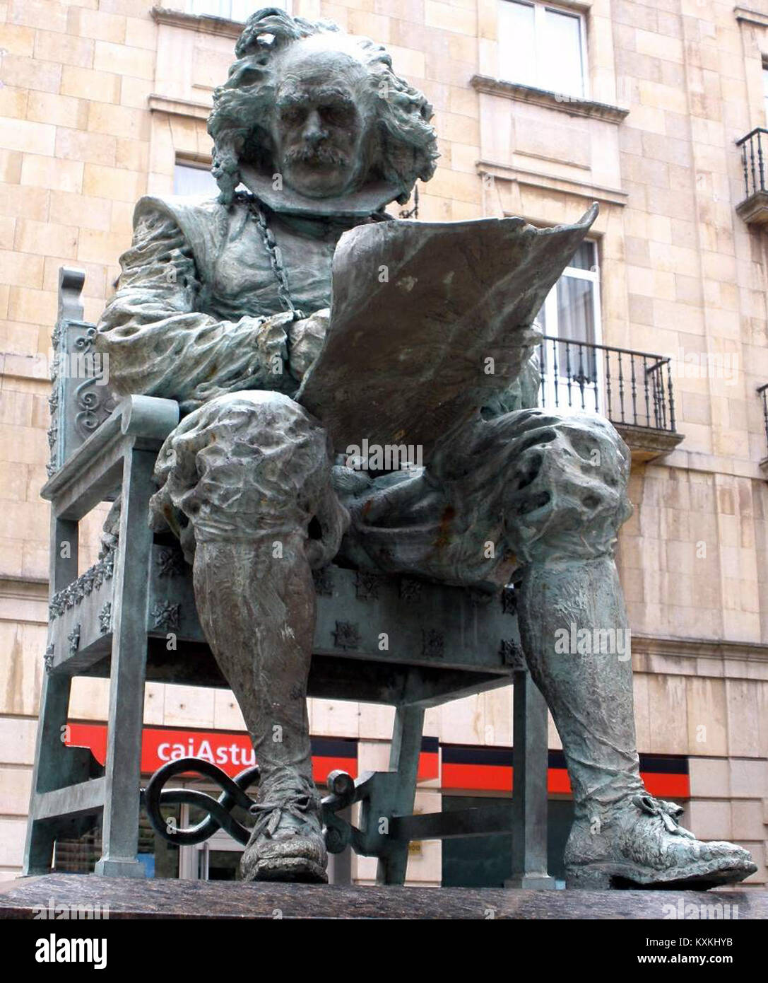 Aviles Plaza de Camposagrado, monumento a Juan Carreño de Miranda 2