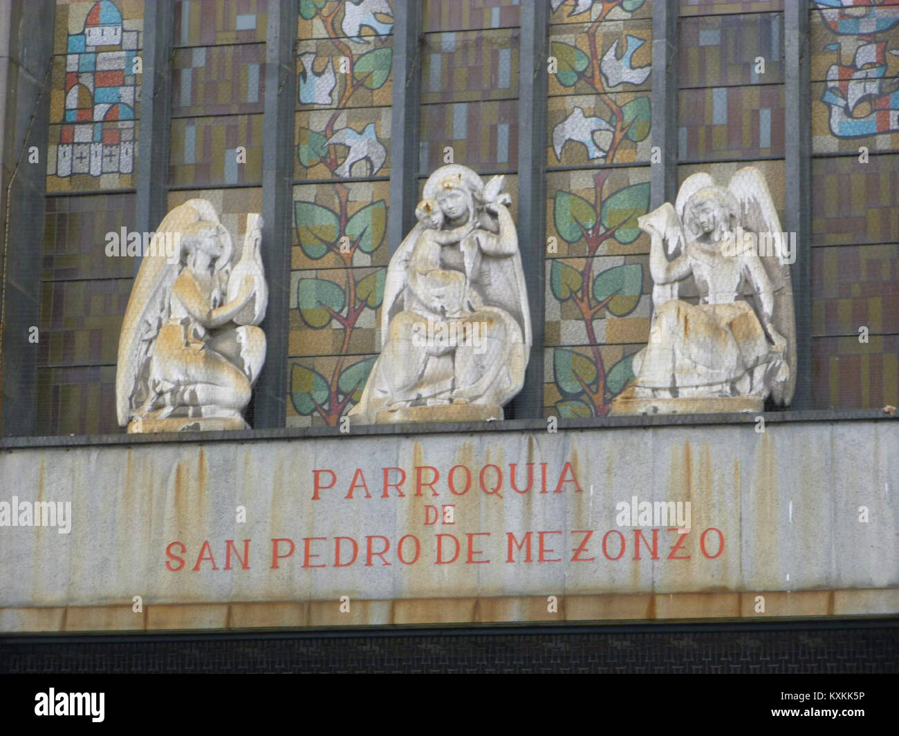 A Coruña Iglesia de San Pedro de Mezonzo 06 Stock Photo Alamy
