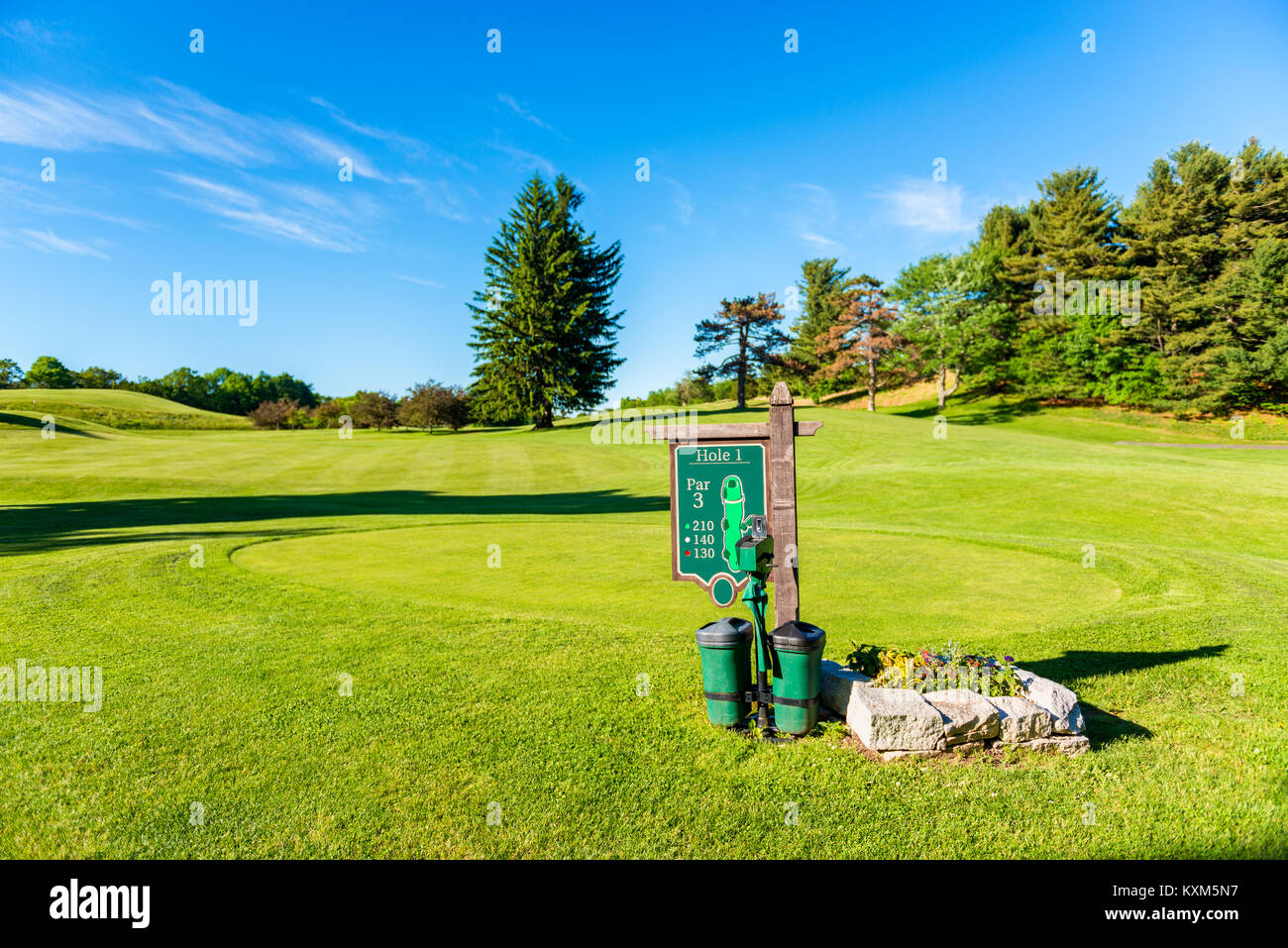 Tee at First Hole of Golf Course in Upstate New York, USA Stock Photo