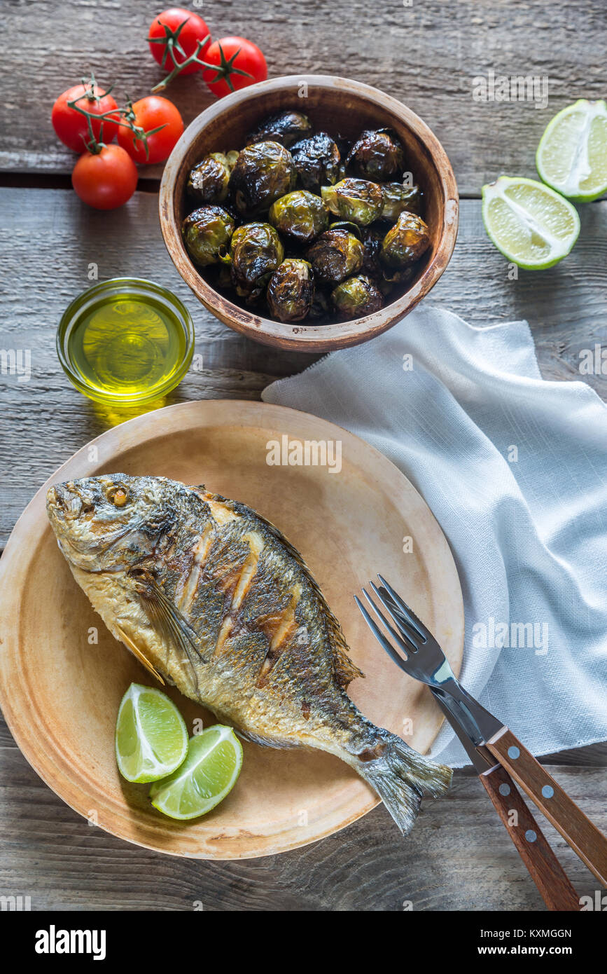 Dorade Royale Fish Stock Photo - Alamy