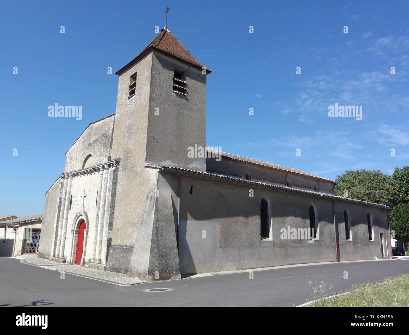 Anglade (Gironde) église, extérieur Stock Photo