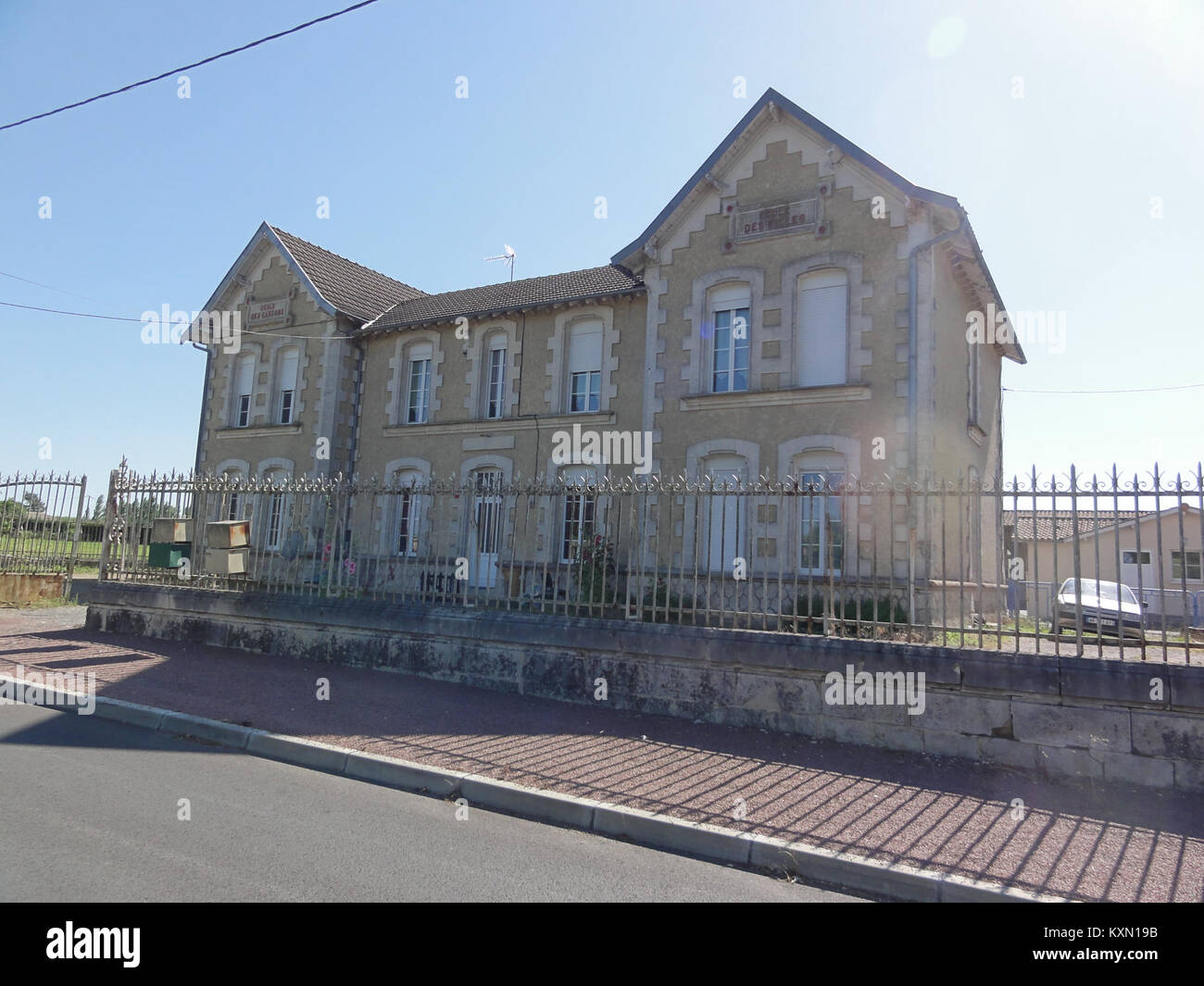 Anglade (Gironde) écoles Stock Photo