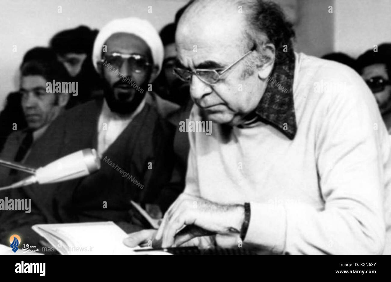 Photograph of Amir-Abbas Hoveyda, Iranian politician and former prime minister, during court trial after the Iranian Revolution. Stock Photo
