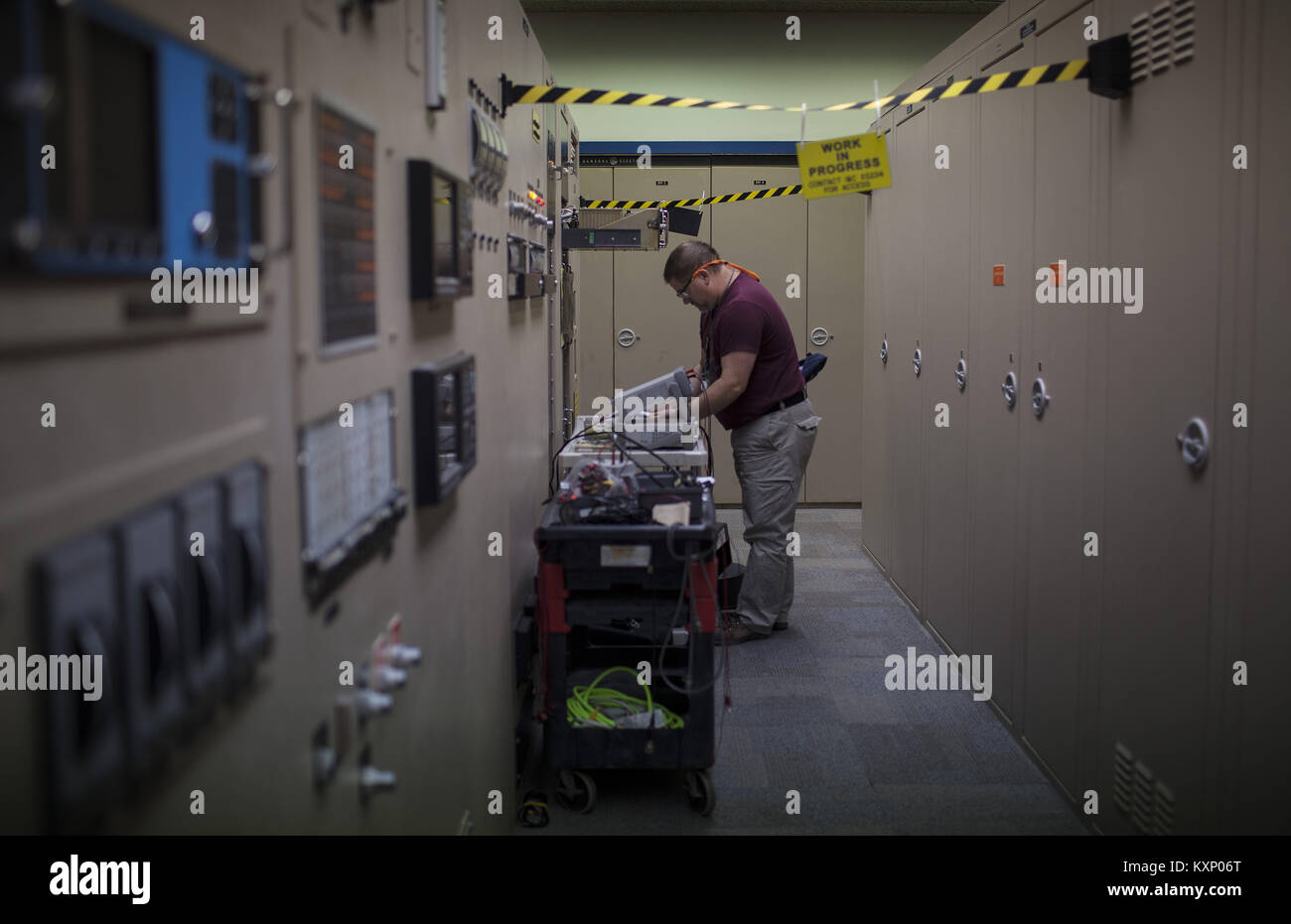 Electric grid control room hires stock photography and images Alamy