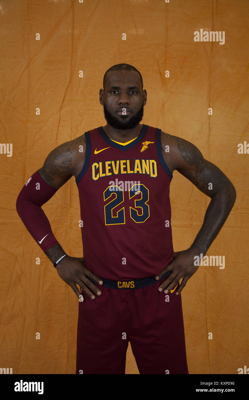 Lebron james cavaliers hi-res stock photography and images - Alamy