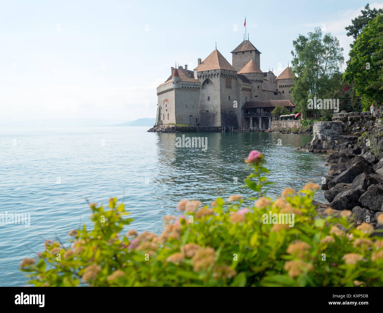 Chateau de chillon at lake geneva hi-res stock photography and images ...