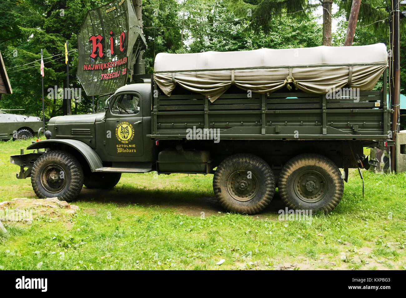 Zil 157 truck hi-res stock photography and images - Alamy