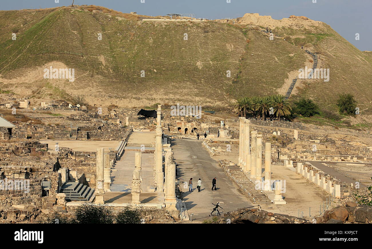 The ancient city of Beit She'an in the Jordan Valley, Israel Stock Photo
