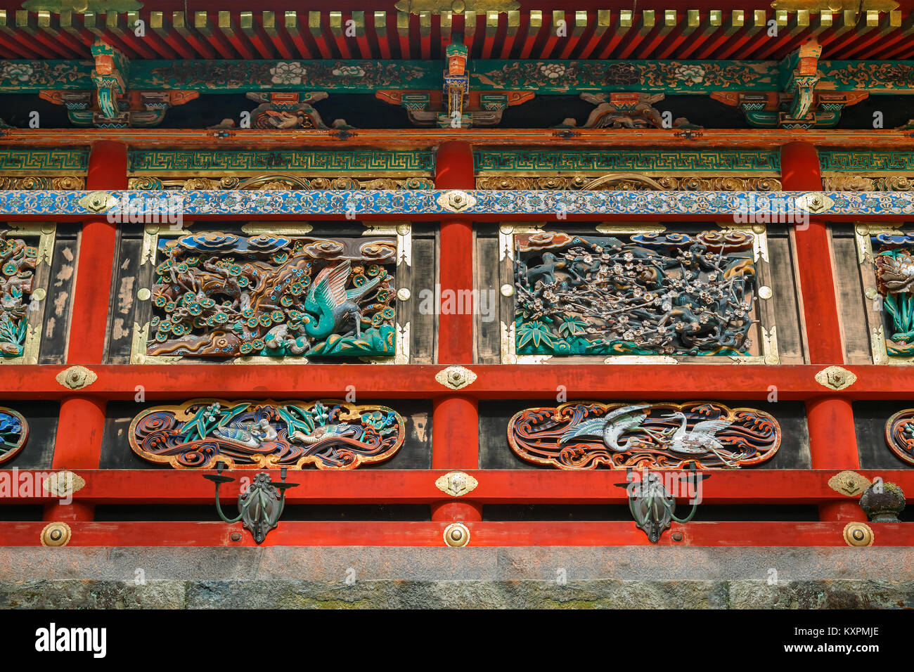 Kairo The wall of Yomeimon gate at Toshogu shrine in Nikko, Tochigi