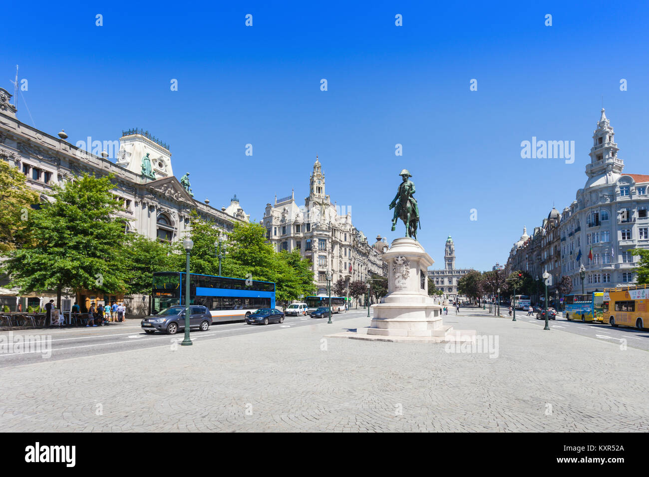 Portugal july hi-res stock photography and images - Page 40 - Alamy