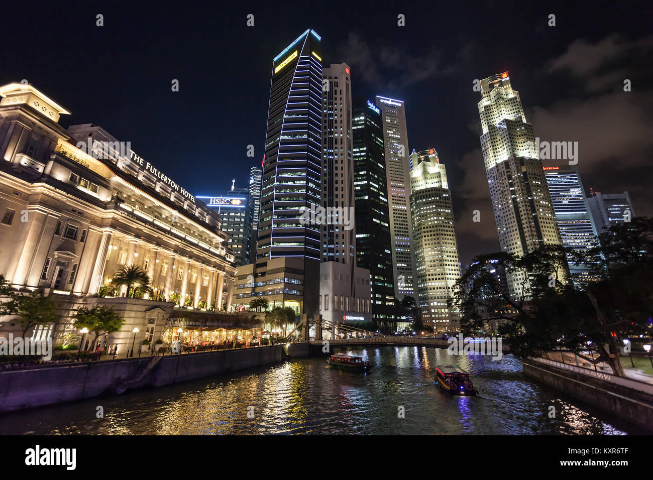 SINGAPORE - OCTOBER 17, 2014: Singapore city skyline at night. Stock Photo