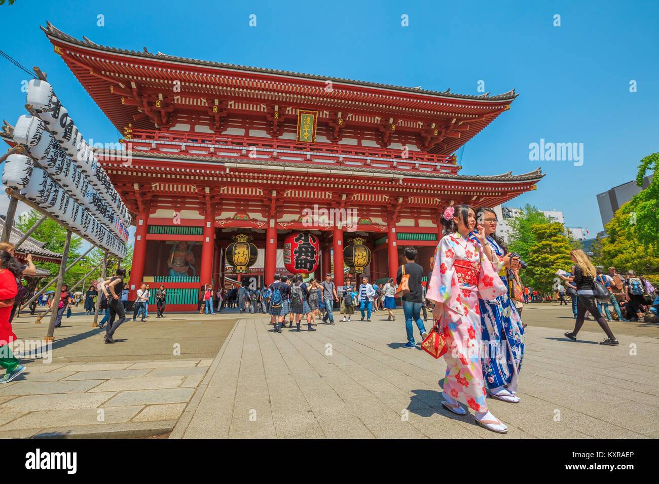 Kimono women at Sensoji Temple Stock Photo